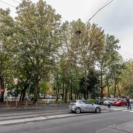 Luxury Via Montenevoso 4 Pax Wi-fi Appartement *